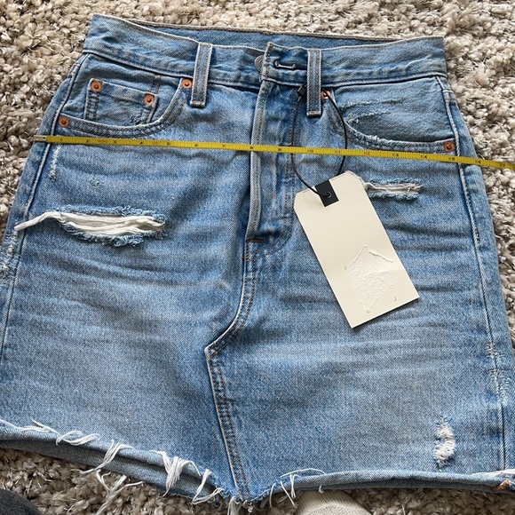 Levi’s High Rise Denim Skirt - Picture 7 of 9